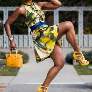 Sleeveless silk dress